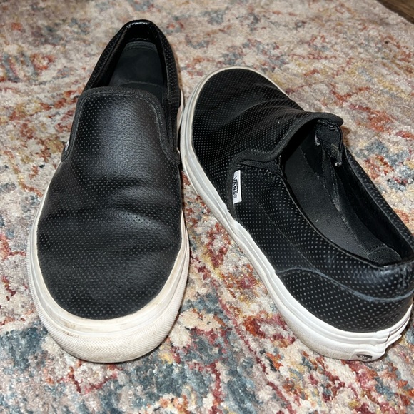 Black slip on vans - breathable - size 8 - Picture 1 of 5